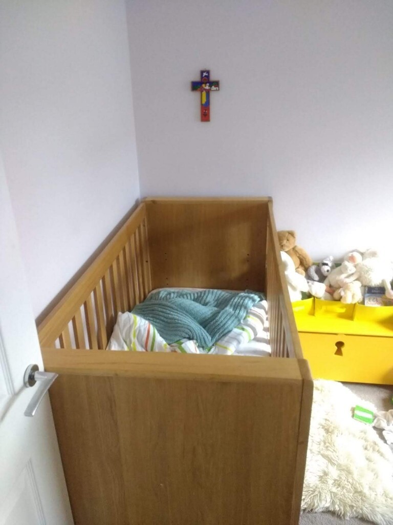 vib moderno cot bed